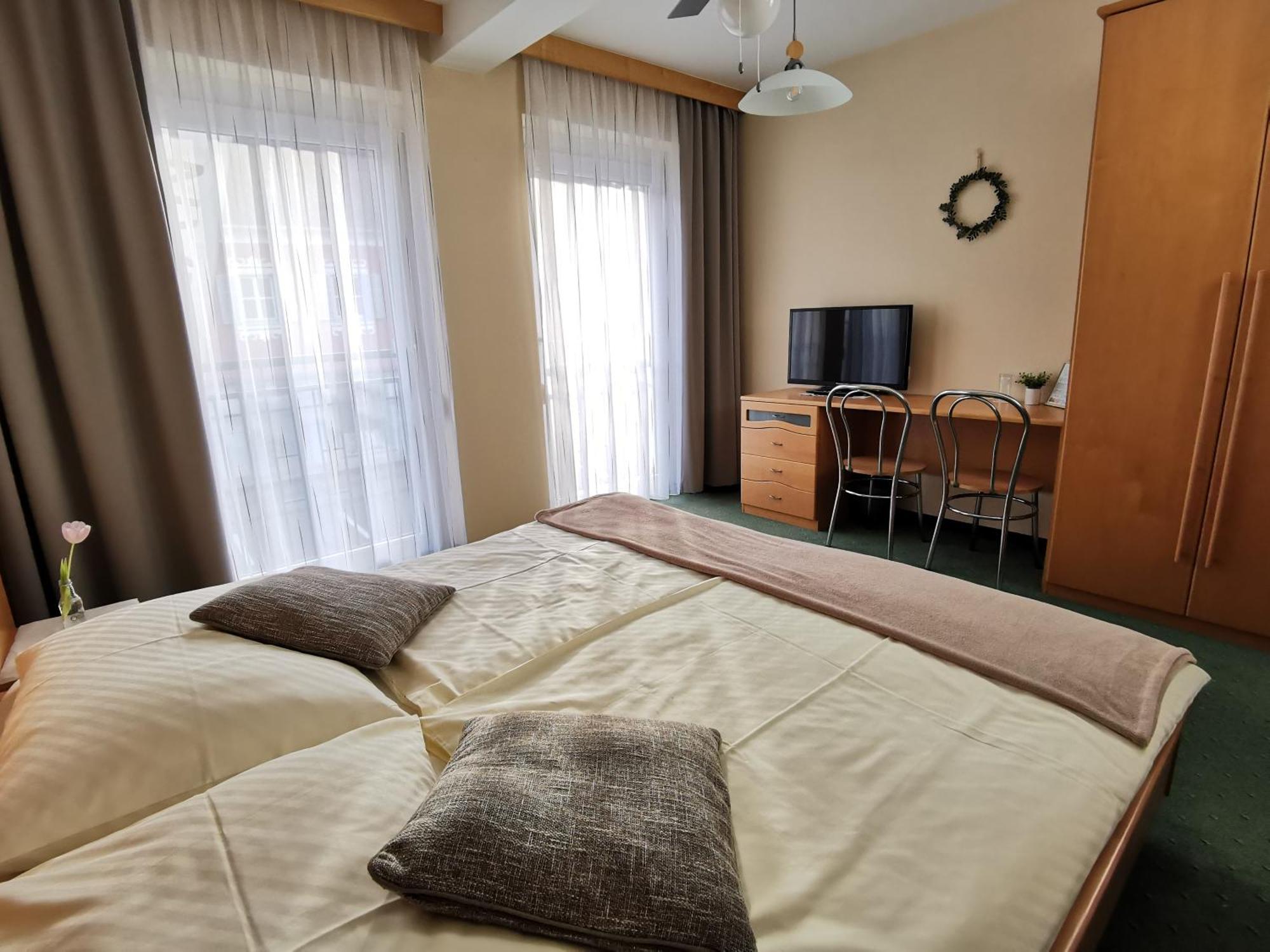 Hotel & Wirtshaus Hoedl-Kaplan Feldbach Szoba fotó